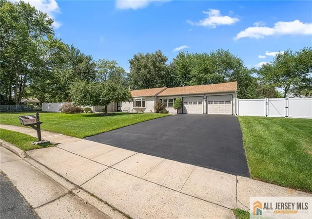 Photo 2 of Single family home for sale at 3 11th Ave, Monroe, NJ 08831 | MLS# 2770381M | Listing updated on 2026-09-20