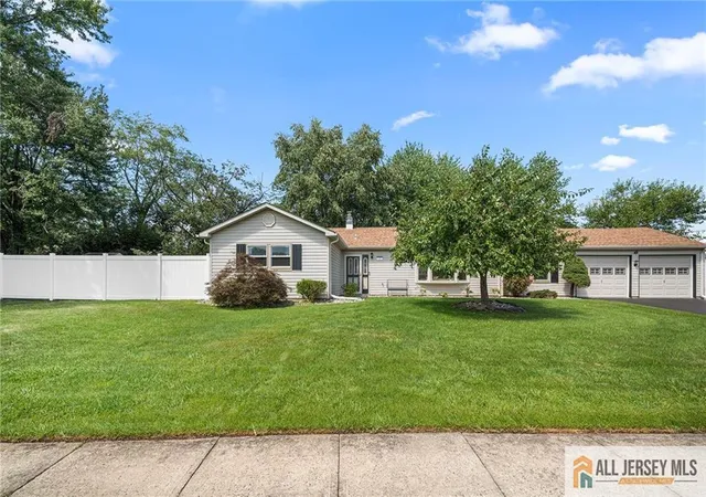 Photo 3 of Single family home for sale at 3 11th Ave, Monroe, NJ 08831 | MLS# 2770381M | Listing updated on 2026-09-20