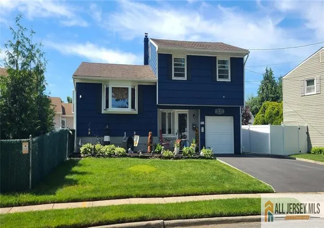 Photo 1 of Single family home for sale at 2 Monaghan Rd, Edison, NJ 08817 | MLS# 2662116M | Listing updated on 2026-07-06