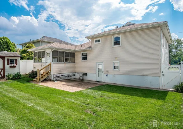 46th image of 12 Dixon Dr, Woodbridge, NJ 07095 | MLS# 2701694R