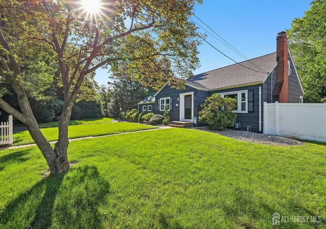 3rd image of 695 Wadsworth Ave, South Plainfield, NJ 07080 | MLS# 2701509R