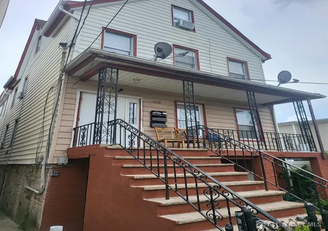 1st image of 640 Elizabeth St, Perth Amboy, NJ 08861 | MLS# 2700689R