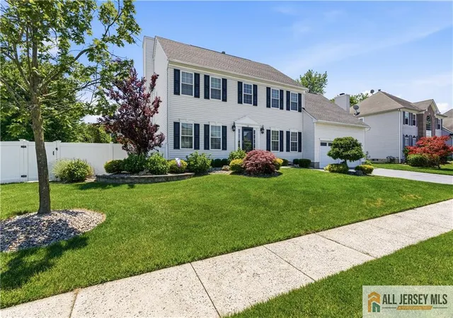 2nd image of 23 Lark Dr, South River, NJ 08882 | MLS# 2662111M