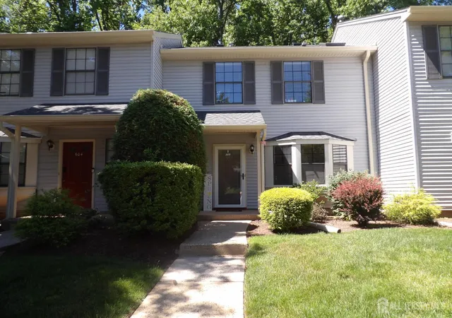 Homes for sale in Edison, NJ | 605 Timber Oaks Rd, Edison, NJ 08820 | MLS# 2617552R