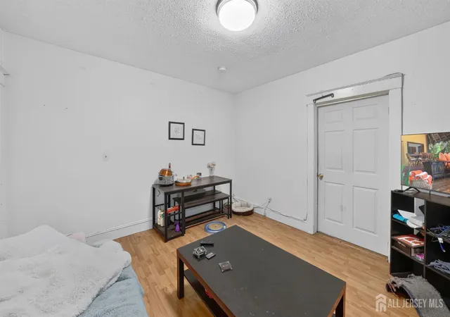 Homes for sale in New Brunswick, NJ | 43 Robinson St, New Brunswick, NJ 08901 | MLS# 2700650R