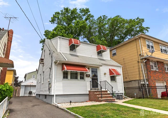 3rd image of 1147 Passaic Ave, Linden, NJ 07036 | MLS# 2700722R