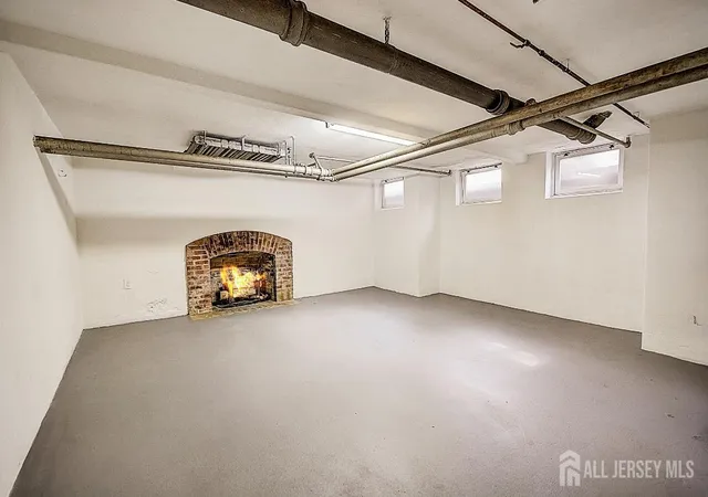 27th image of 1 Orchard Ln, Lawrence Township, NJ 08648 | MLS# 2618467R