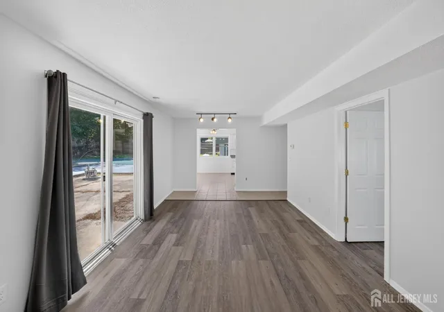 3rd image of 15 Harper Rd, Monmouth Junction, NJ 08852 | MLS# 2701748R
