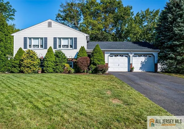 Single family home for sale at 6 Paul Ave, Kendall Park, NJ 08824 | MLS# 2770099M