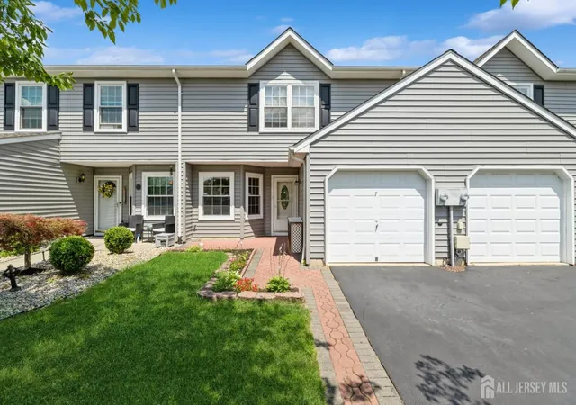 Homes for sale in Howell, NJ | 7 Sloop Sq, Howell, NJ 07228 | MLS# 2618032R