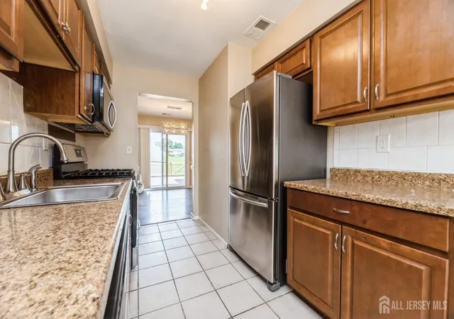 Homes for sale in Howell, NJ | 7 Sloop Sq, Howell, NJ 07228 | MLS# 2618032R
