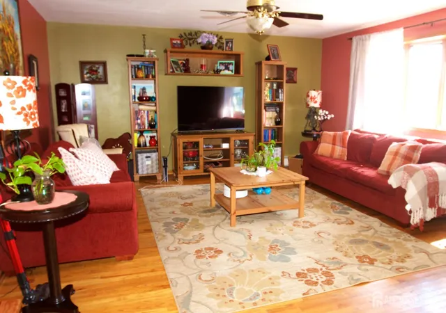 4th image of 606 Knopf St, Linden, NJ 07036 | MLS# 2702146R