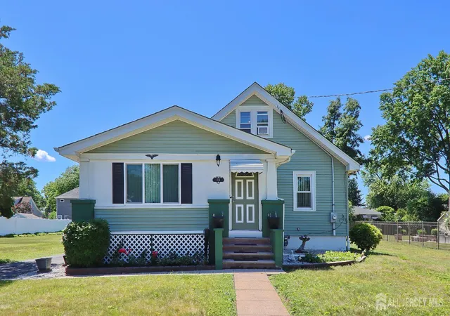 Homes for sale in South Plainfield, NJ | 124 Firth St, South Plainfield, NJ 07080 | MLS# 2618500R