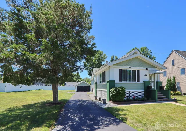 Homes for sale in South Plainfield, NJ | 124 Firth St, South Plainfield, NJ 07080 | MLS# 2618500R