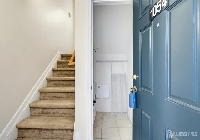 4th image of 1054 Morning Glory Dr, Monroe Township, NJ 08831 | MLS# 2700217R