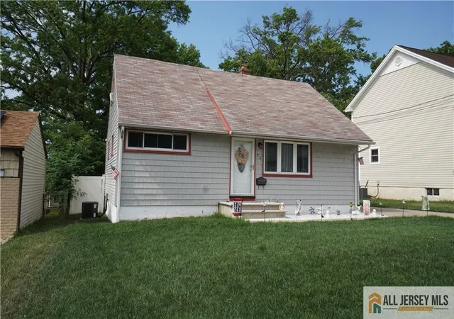 Homes for sale in Iselin, NJ | 22 Lowell St, Iselin, NJ 08830 | MLS# 2662412M