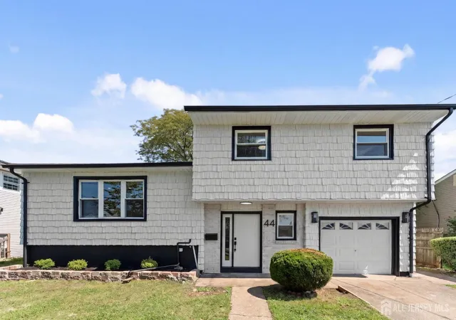 2nd image of 44 Charlotte St, Carteret, NJ 07008 | MLS# 2702848R