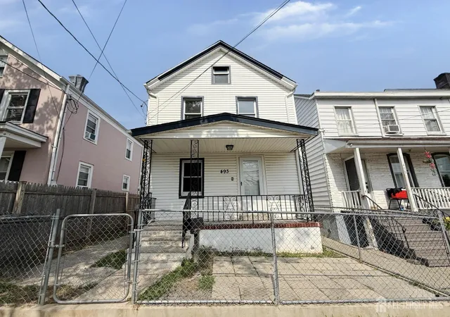1st image of 493 Miller St, Perth Amboy, NJ 08861 | MLS# 2702787R