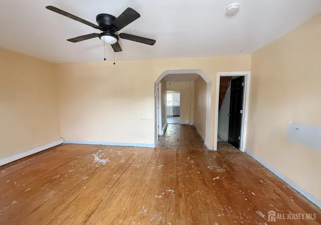 4th image of 493 Miller St, Perth Amboy, NJ 08861 | MLS# 2702787R