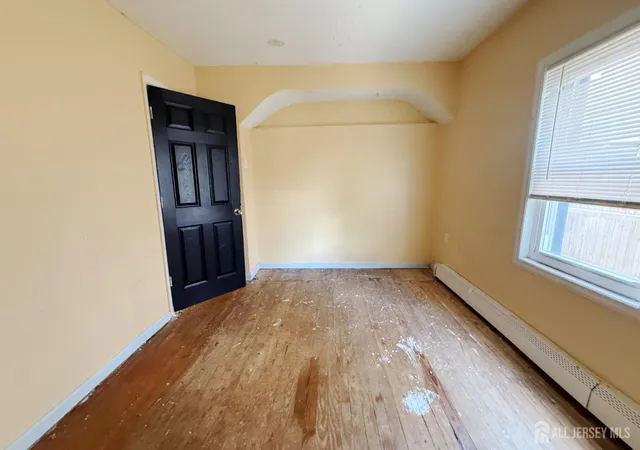5th image of 493 Miller St, Perth Amboy, NJ 08861 | MLS# 2702787R