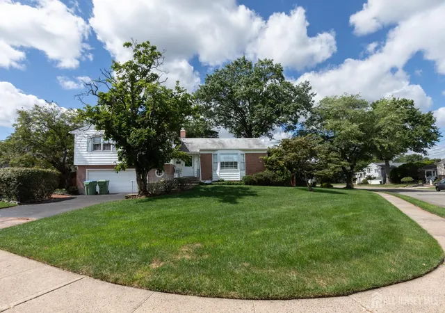 Photo 1 of Single family home for sale at 36 Brookfall Rd, Edison, NJ 08817 | MLS# 2703035R | Listing updated on 2026-09-06