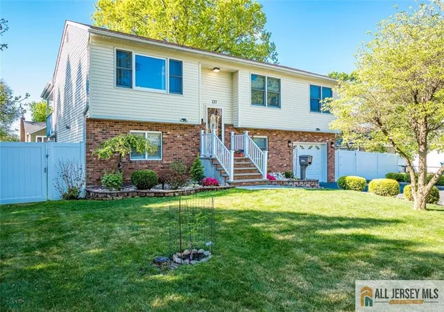 Photo 3 of Single family home for sale at 127 Warren St, South Plainfield, NJ 07080 | MLS# 2661865M | Listing updated on 2026-05-05