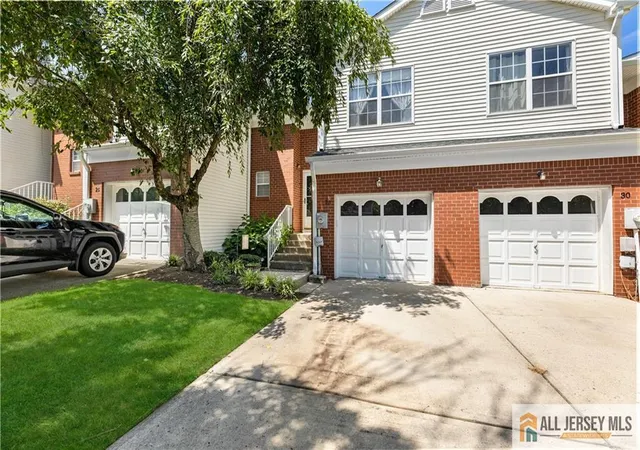 2nd image of 28 Garfield Wy, Princeton, NJ 08540 | MLS# 2662378M