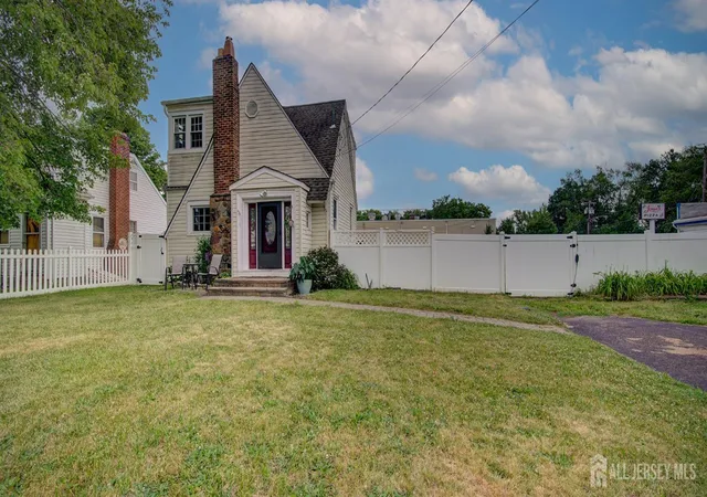 3rd image of 6 Anchor Blvd, Old Bridge, NJ 08857 | MLS# 2617785R