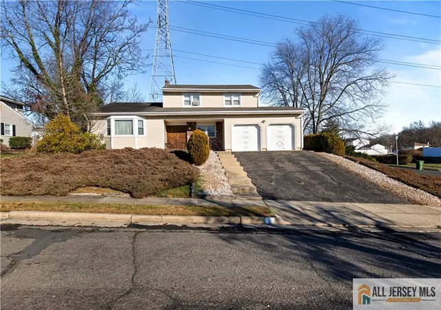 Photo 2 of Single family home for sale at 2 Wilmot Rd, Sayreville, NJ 08872 | MLS# 2660921M | Listing updated on 2026-01-18