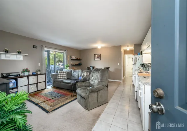 Photo 3 of Condo for sale at 20 Delar Pkwy #101, Franklin Park, NJ 08823 | MLS# 2600095R | Listing updated on 2025-09-30