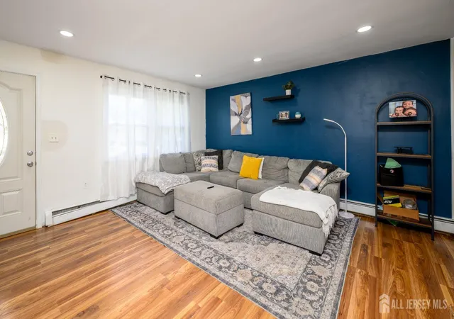 3rd image of 98 Daniel St, Carteret, NJ 07008 | MLS# 2701706R