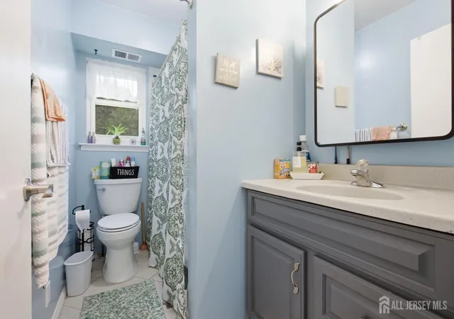 Photo 4 of Condo for sale at 63 C Galewood Dr #C, Matawan, NJ 07747 | MLS# 2702404R | Listing updated on 2026-08-23