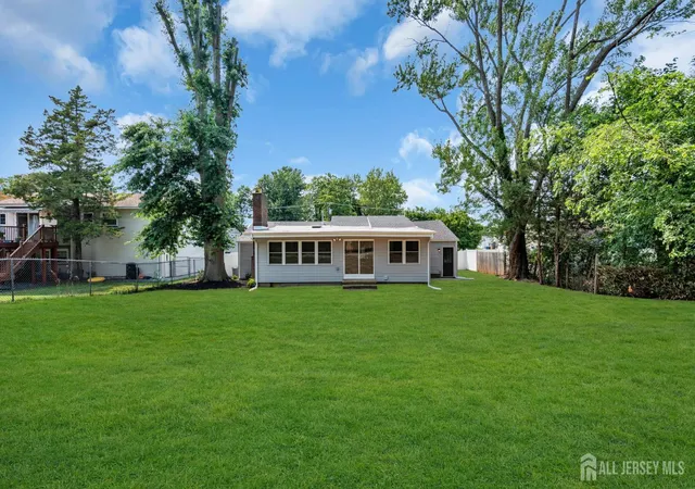 40th image of 18 Grace Dr, Old Bridge, NJ 08857 | MLS# 2700845R