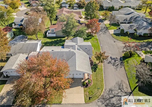 Photo 3 of Condo for sale at 375 Duranta Plaza #375C, Monroe Township, NJ 08831 | MLS# 2660706M | Listing updated on 2025-12-04