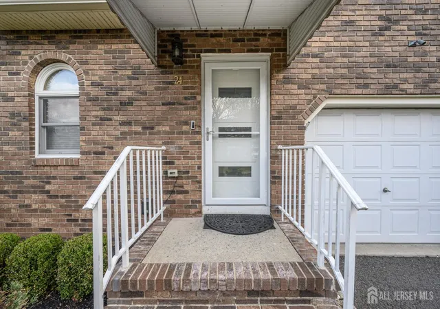 Homes for sale in Clark, NJ | 675 Raritan Rd #24, Clark, NJ 07066 | MLS# 2617254R
