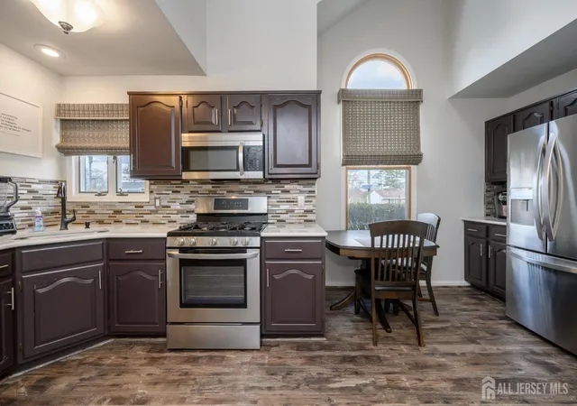 Homes for sale in Clark, NJ | 675 Raritan Rd #24, Clark, NJ 07066 | MLS# 2617254R