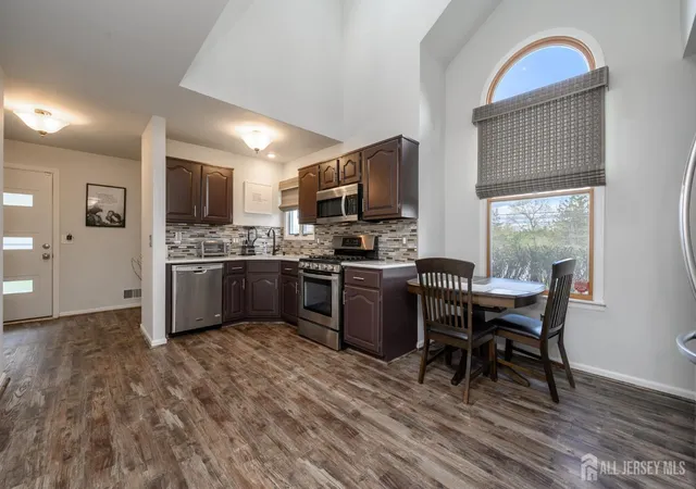 Homes for sale in Clark, NJ | 675 Raritan Rd #24, Clark, NJ 07066 | MLS# 2617254R
