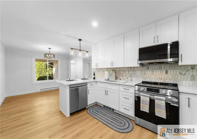 5th image of 235 Vernon Rd #235A, Monroe Township, NJ 08831 | MLS# 2660673M