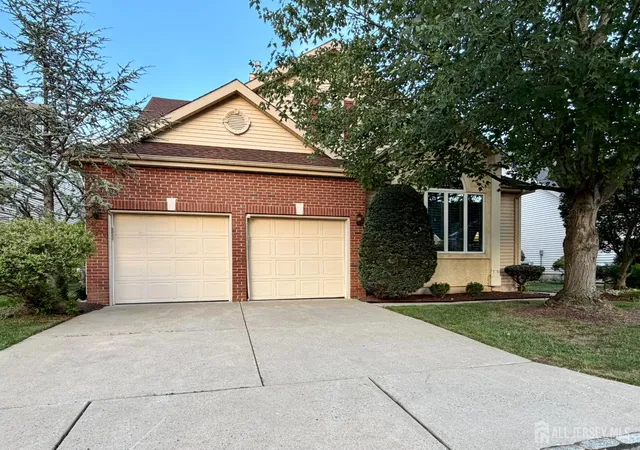 Photo 1 of Single family home for sale at 49 Dawson Ln, Monroe, NJ 08831 | MLS# 2703115R | Listing updated on 2026-09-25
