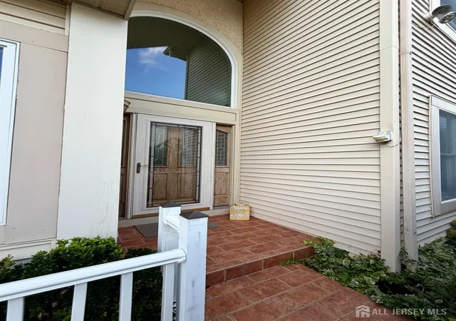 Photo 4 of Single family home for sale at 49 Dawson Ln, Monroe, NJ 08831 | MLS# 2703115R | Listing updated on 2026-09-25
