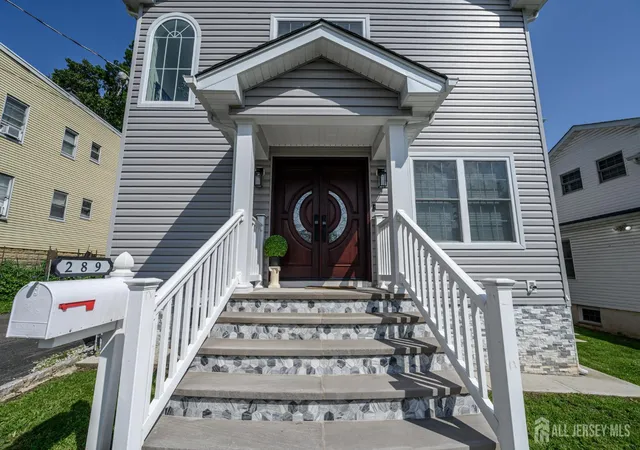Photo 2 of Single family home for sale at 289 Indiana St, Union, NJ 07083 | MLS# 2603626R | Listing updated on 2025-12-16
