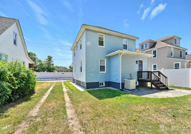 Homes for sale in South Amboy, NJ | 532 Main St, South Amboy, NJ 08879 | MLS# 2616843R