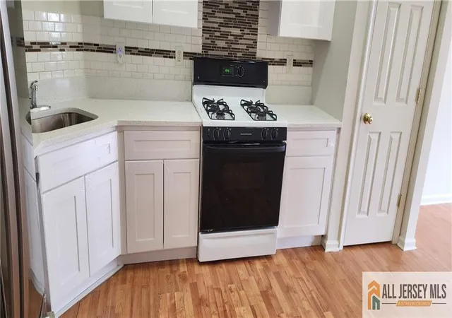 Photo 3 of Townhouse for sale at 17 Rondell Ln #190, South Amboy, NJ 08879 | MLS# 2661393M | Listing updated on 2026-07-11