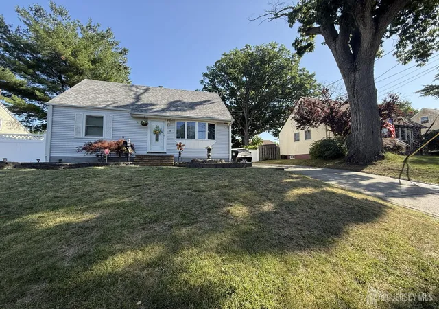1st image of 39 Stratford Rd, East Brunswick, NJ 08816 | MLS# 2700121R