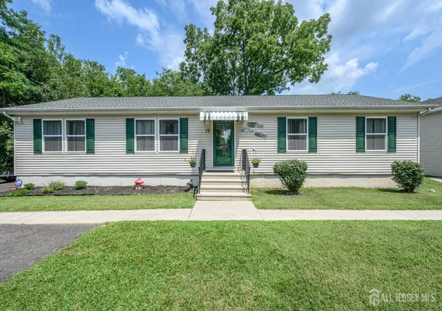 Photo 2 of Single family home for sale at 19 Indian Trl, Southampton, NJ 08088 | MLS# 2701692R | Listing updated on 2026-09-03