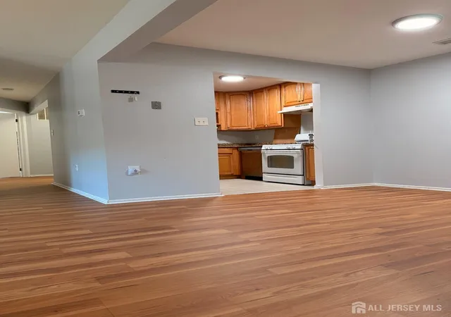 Homes for sale in Edison, NJ | 115 Orlando St, Edison, NJ 08817 | MLS# 2700524R