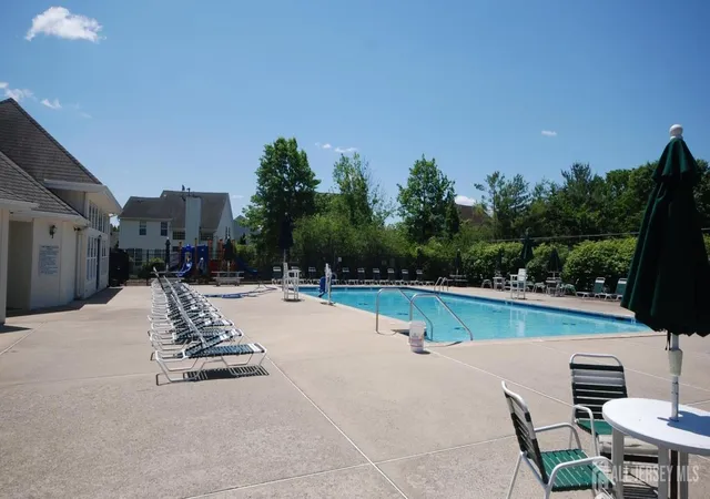 50th image of 16 Biesiada Ct, Parlin, NJ 08859 | MLS# 2701434R