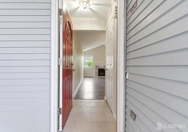 4th image of 194 Bexley Ln, Piscataway, NJ 08854 | MLS# 2618321R