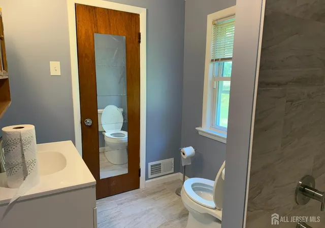 10th image of 4095 Quakerbridge Rd, Princeton Junction, NJ 08550 | MLS# 2615458R