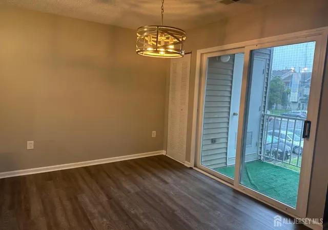 13th image of 1027 Edpas Rd, New Brunswick, NJ 08901 | MLS# 2702410R